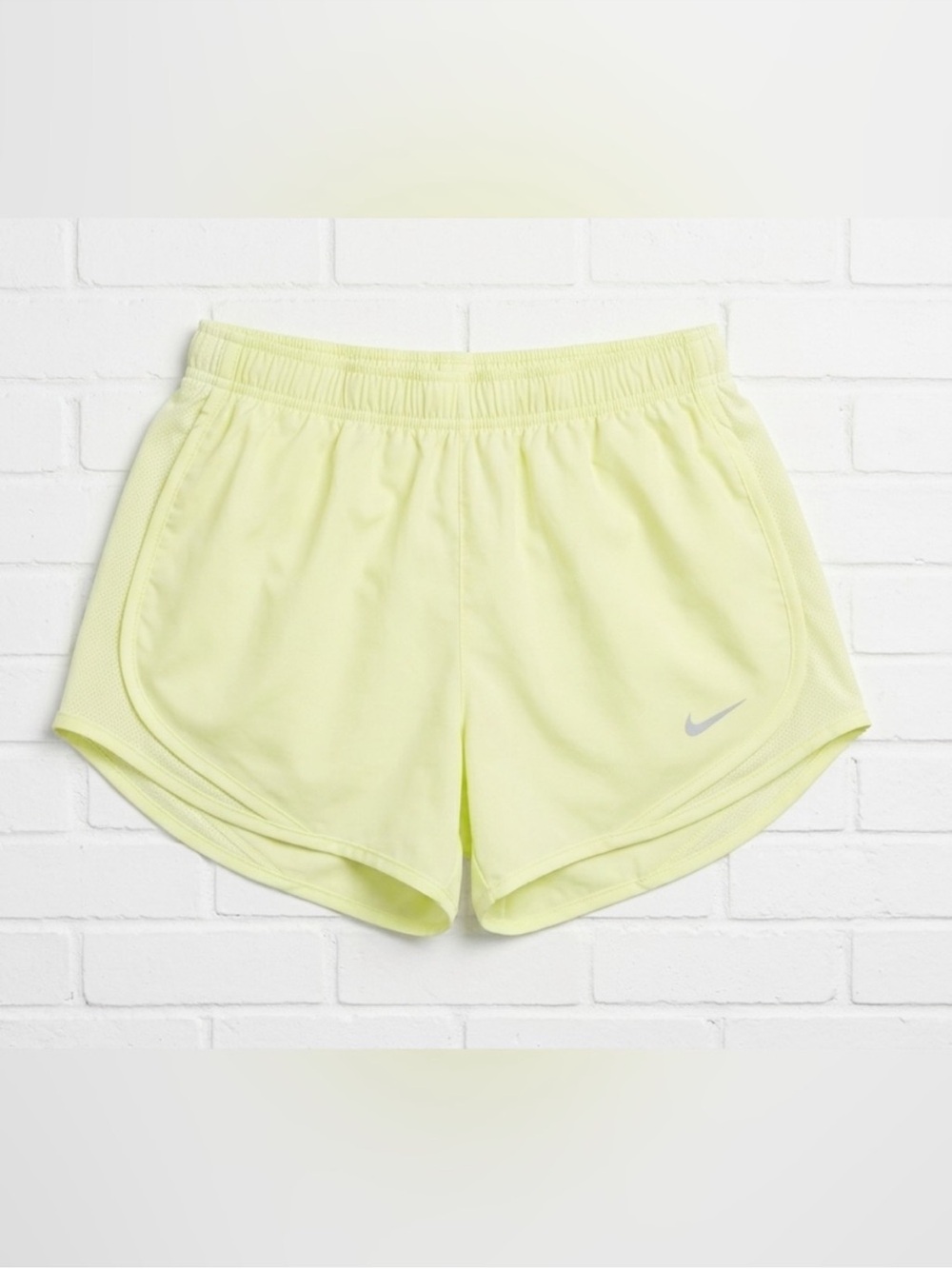 Nike Women's Tempo Dri-Fit 3” Mid-Rise Running Shorts in Barely Volt - M